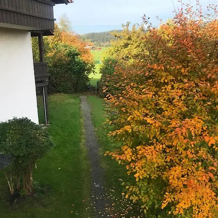 Ferienapartments Chrysantihof 茨维泽尔