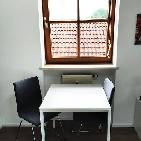 Ferienapartments Chrysantihof 茨维泽尔